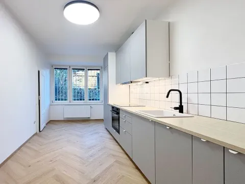 Prodej bytu 1+1, Praha - Dejvice, Velvarská, 38 m2