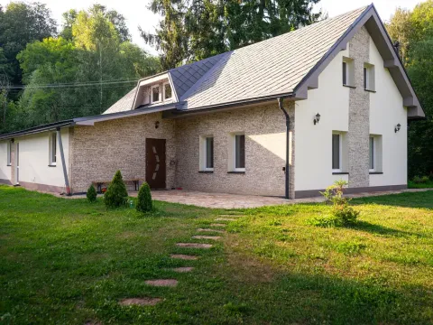 Prodej rodinného domu, Stará Paka - Roškopov, 216 m2
