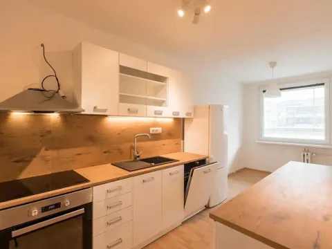 Prodej bytu 3+1, Praha - Libeň, Podvinný mlýn, 78 m2