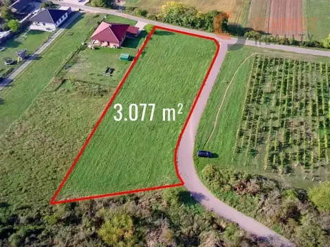 Prodej komerčního pozemku, Pravlov, 3077 m2
