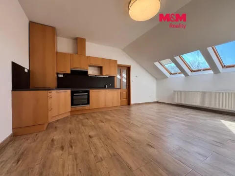 Pronájem bytu 3+kk, Klatovy - Klatovy II, 63 m2