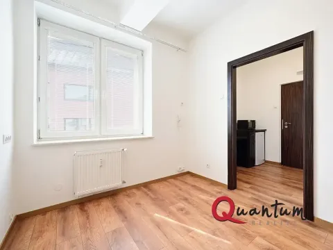Prodej ubytování, Praha - Suchdol, Suchdolské náměstí, 19 m2