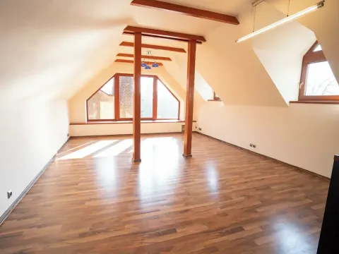 Pronájem bytu 1+kk, Litomyšl, Moravská, 84 m2