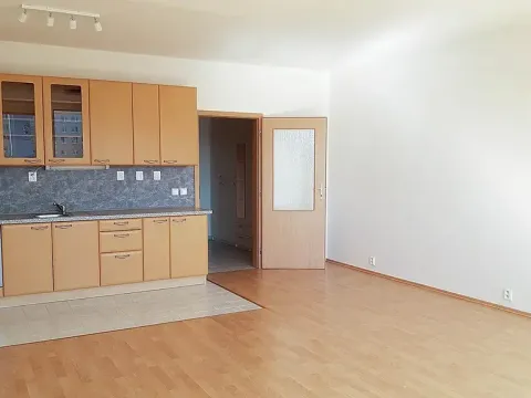 Pronájem bytu 1+kk, Praha - Stodůlky, Sluneční náměstí, 44 m2