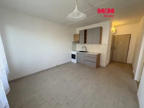 Pronájem bytu 2+kk, Žatec, Jaroslava Vrchlického, 35 m2