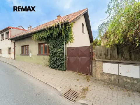 Prodej rodinného domu, Křenice, Hlavní, 52 m2