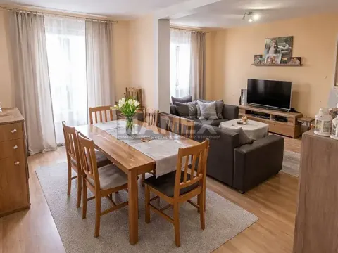 Prodej bytu 4+1, Milovice, Mírová, 104 m2